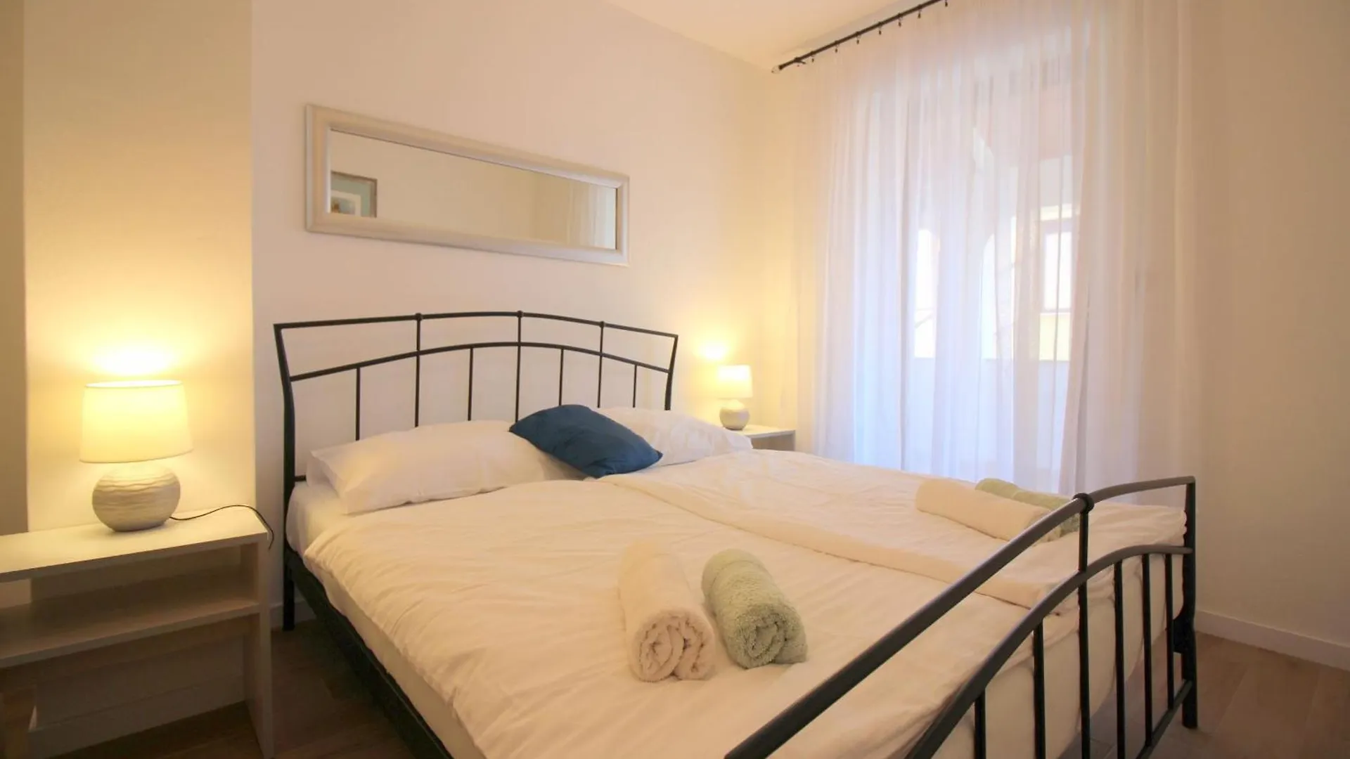 Ferienwohnung Samara Fuer 4 Personen In Strandnaehe Porec Apartment